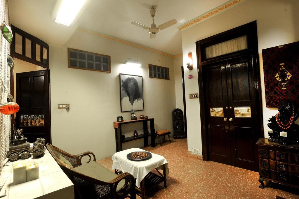 Master Bed And Breakfast New Delhi Exterior photo